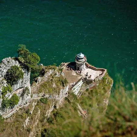 Soleado 8 Personas En Apartamento Santoña